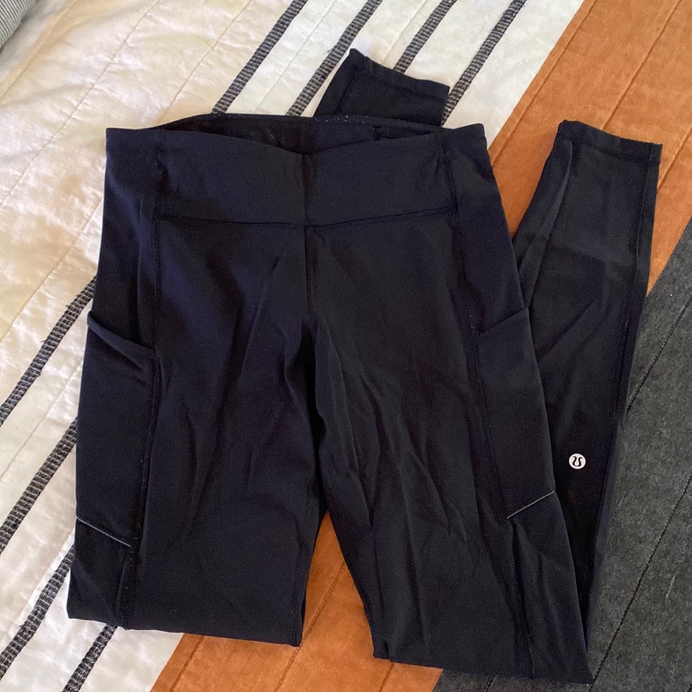 Lululemon leggings with pockets